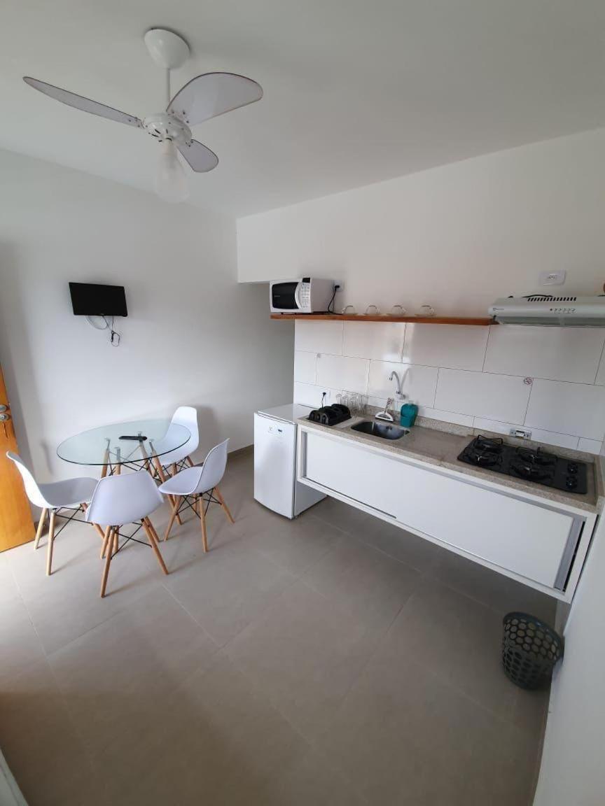Vila Lorenzi & Apartamentos Ubatuba Ngoại thất bức ảnh